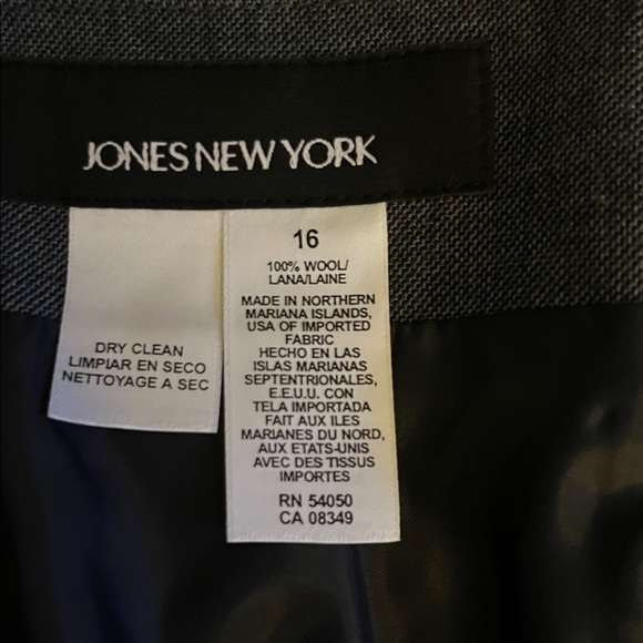Jones New York gray Pencil skirt. Size 16. - Picture 2 of 8